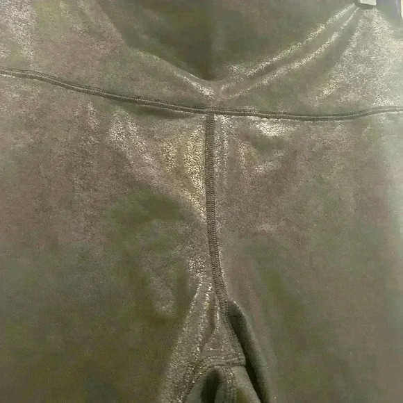 OFFLINE BY AERIE | Faux Leather Shiny Leggings | Sz XL Petite | like new - Picture 7 of 7